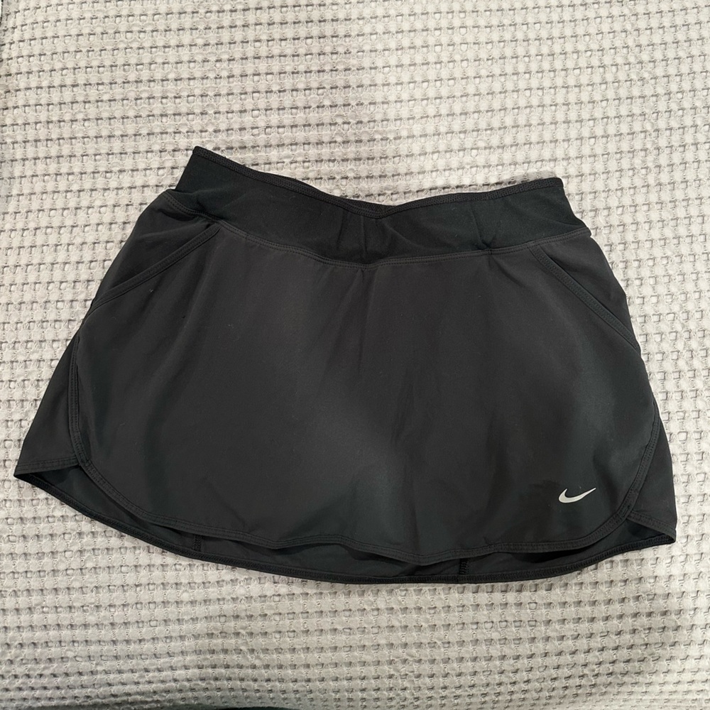 Black Nike tennis or golf skirt